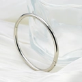 Bracciale rigido in acciaio inossidabile lucido argento con chiusura su seta bianca - Stile Cerniera Lucido Argento (szkk141s)