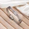 Pulsera bicolor de acero trenzado plateado con dijes cuadrados para hombre y mujer - Cable de Plata Doble / Plateado