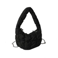 Borsa a nuvola trapuntata nera in nylon con trama a bolle e tracolla a catena - Nero