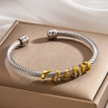 Verstellbares zweifarbiges Kabelarmband mit Goldbeschichtung und Zirkonia-Akzenten - Zweifarbig (Gold & Silber)
