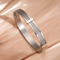 Bracciale a maglia in acciaio argento su seta champagne con trama metallica fine - Color Acciaio
