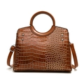 Bolso de mano marrón con estampado de cocodrilo, asa y correa ajustable - Marrón