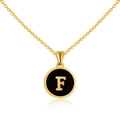 Collar de acero inoxidable dorado de 18K con colgante redondo de esmalte negro y letra F - Oro F