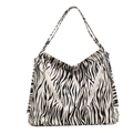Grande borsa tote zebrata in tela con doppi dettagli a zip bianchi e doppie tracolle - Zebra Print