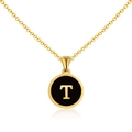 Collar de acero inoxidable chapado en oro 18K con colgante letra T en esmalte negro - Oro T