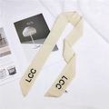 Nastro in seta color crema minimalista con stampa di lettere LCC nere su fondo in tessuto - 90cm / LCC Cachi