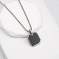 Pendente ottagonale in smalto nero su catena box d'argento per uomo con stile industriale - Colore Acciaio (Q13)