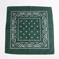 Bandana quadrata in 100% cotone verde scuro con motivo Paisley e design etnico - Verde Militare
