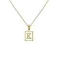 Collier rectangulaire doré en nacre avec pendentif lettre K élégant pour femme - Lettre K