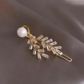 Elegante fermaglio per capelli a foglia d'oro con perla e zirconi su tessuto grigio - Forma a Foglia / Oro Zircone