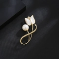 Lussuosa spilla a tulipano con petali bianchi, grande perla e zirconi placcati in oro - Oro (55#X Spilla a Tulipano con Micro-incastonatura)