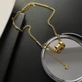 Gouden titanium stalen ketting met drie in elkaar grijpende ringen en zirkoon hanger - Kleine Taille Drievoudige Ring Ketting (04-J10) / Goud