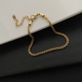 Minimalistische schimmernde Halskette in Goldoptik mit Karabinerverschluss und Verlängerung - Armband / Gold