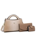 Ensemble de sacs beige motif crocodile incluant un cabas, une pochette et un porte-cartes chic - Abricot
