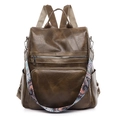 Sac à dos vintage en similicuir marron foncé avec bandoulière aux motifs ethniques - café