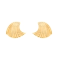 Orecchini a perno in oro a forma di conchiglia con texture a coste su sfondo bianco - Oro