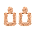 Boucles d'oreilles géométriques en or rose avec pendentif rectangulaire texturé - Or rose