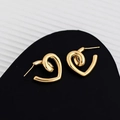 Elegantes pendientes de corazón retorcido dorado con acabado de espejo pulido - Dorado (F112)