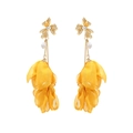 Handgefertigte Stoffblumen-Ohrringe mit Perlen und Kristallen im langen Quasten-Stil - Gelbe Blumenquaste