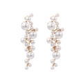 Boucles d'oreilles pendantes élégantes en perles baroques avec accents dorés sur fond blanc - Blanc