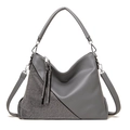 Borsa hobo grigia con strass argento e finitura in ecopelle con grana litchi - Grigio