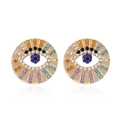 Auffällige Retro Gold Evil Eye Ohrringe mit bunten Strasssteinen auf weißem Grund - Gold mit buntem Zirkon