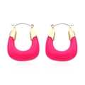 Retro fuchsia hars U-vormige creolen met gepolijst gouden metalen accent wikkeling - Rozerood