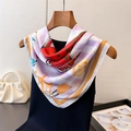 Elegante foulard in seta con stampa nautica equestre e motivi a catena d'oro su gruccia - Rosso (FG304-2)