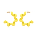 Orecchini moderni a spirale giallo opaco con design a cerchio ondulato da donna - Giallo