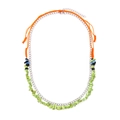 Collana boho a tre strati con cordino arancione, catena argento e pietre verdi - Verde