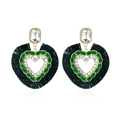 Orecchini a cuore bohémien con cristalli e smalto verde e nappe di seta nera - Verde