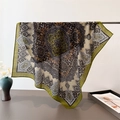 Pañuelo vintage de espiga con estampados de mandalas verdes y textura geométrica - Borde Verde