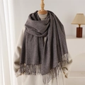 Sciarpa classica a quadretti pied de poule marrone effetto cashmere con frange - 194cmx64cm / Marrone
