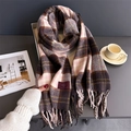 Sciarpa spessa a quadri vintage con frange in rosa e marrone, tessuto morbido effetto cashmere - Marrone