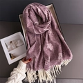 Écharpe élégante violette à motif camélia avec des franges blanches pour femme chic - Rouge