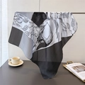 Elegante pañuelo de seda blanco y negro con estampado de caballos y hojas en soporte - Negro (FG91-1)