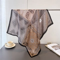 Elegante foulard in seta patchwork dai toni terra con motivi paisley e geometrici - Stile Paisley Patchwork Toni Terra (FG90-1) / Marrone