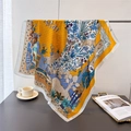 Foulard en soie élégant avec motif floral orange et bleu et drapé délicat - FG92-1 Bordure Blanche