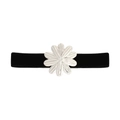 Collana girocollo vintage con grande fiore d'argento e fascia larga in velluto nero - Argento