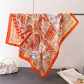 Carré en soie aux motifs géométriques orange et rouge, suspendu avec un tombé élégant - 66-70CM / FG81-2 Orange