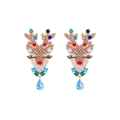 Weihnachts-Rentier-Ohrringe mit bunten Strasssteinen und blauen birnenförmigen Anhängern - Imitation Perle Rentier Stil