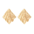 Minimalistische geometrische Rauten-Ohrringe mit kunstvoller Goldfolien-Knitteroptik - Gold