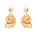 Schicke lange goldene Muschel-Ohrhänger mit Metallspirale und maritimem Charme - Gold