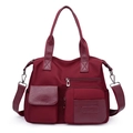 Sac fourre-tout minimaliste en nylon bordeaux avec patchwork en cuir et bandoulière - Bordeaux