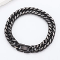 Dettaglio del bracciale a catena cubana in acciaio inossidabile grigio con fibbia larga - 10mm di Larghezza x 19cm di Lunghezza / Nero (Nero Doppia Trama Lucidatura a Quattro Lati)