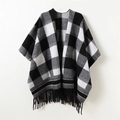 Britse stijl zwart-wit geruite sjaal cape met decoratieve franjes aan de onderkant - Zwart