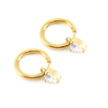 Détails de boucles d'oreilles créoles dorées ornées d'un pendentif en zircon en forme de cœur - Cœur Blanc