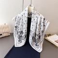 White paisley cotton-linen scarf with floral star patterns over blue knit dress - One Size / White (FR85-2)