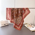 Foulard en soie rétro rouge-brun à fleurs et paisley avec un sac à bandoulière chic - 68cmx68cm / Marron