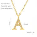 Détail du pendentif lettre A plaqué or 18K avec cristal brillant et chaîne de 45 cm - Lettre A